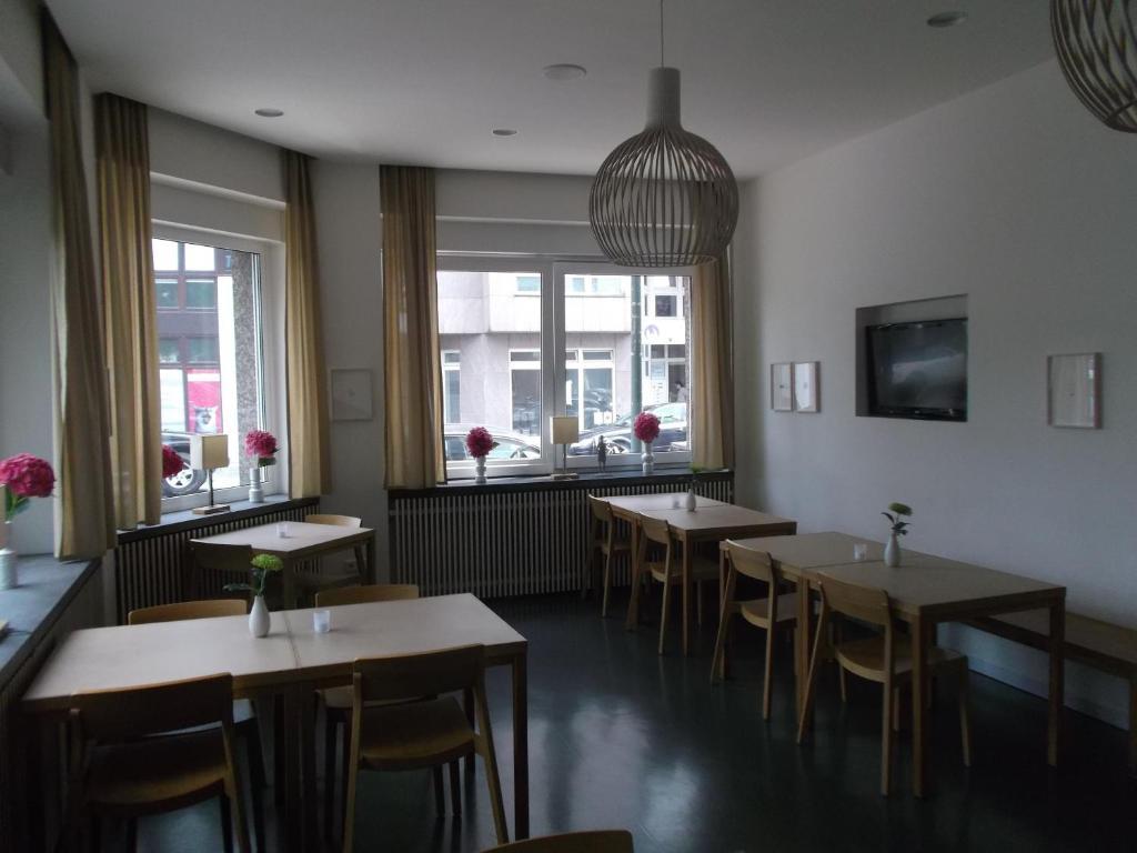 Art Hotel Ufer Dusseldorf Exterior photo